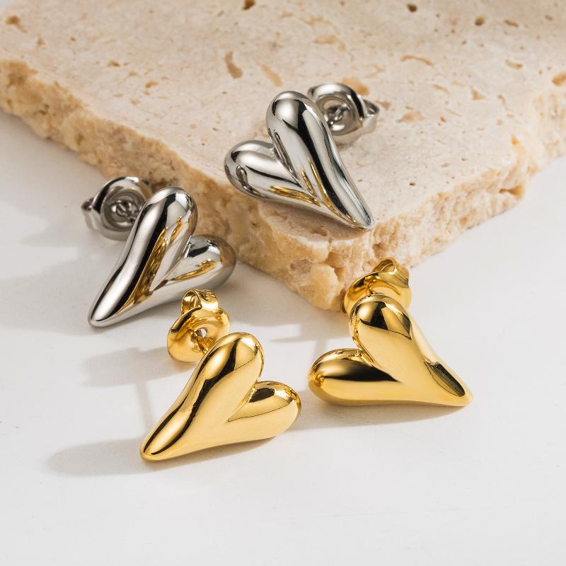 Heart shape Stud Earrings