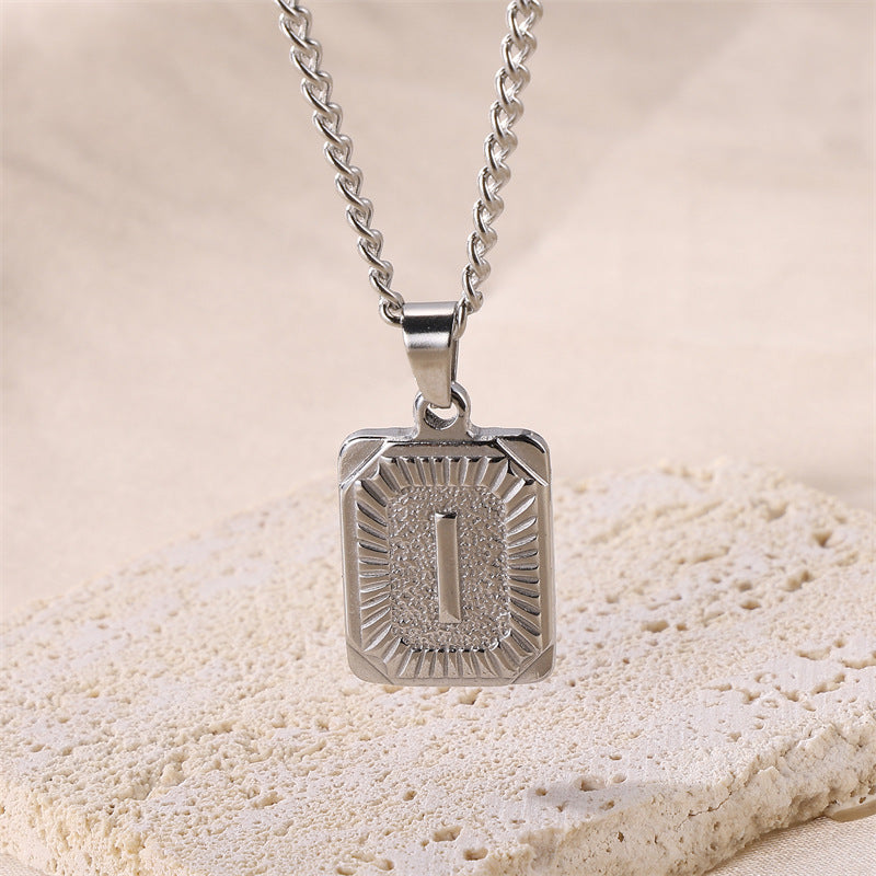 INITIAL NECKLACE