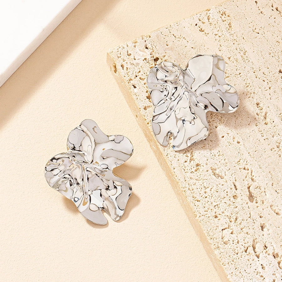 Flower studs