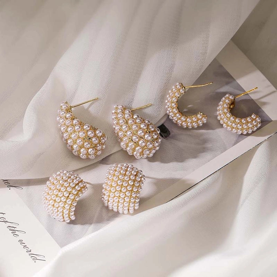 Pearly earrings