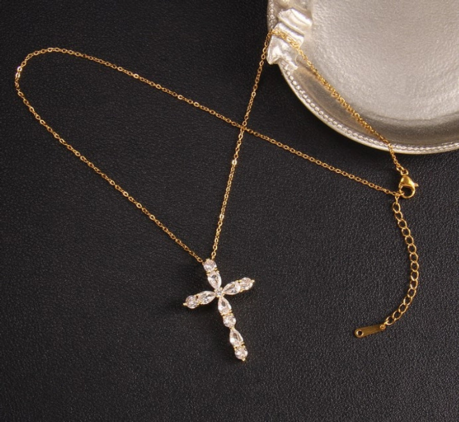 Glam Cross Vintage Necklace