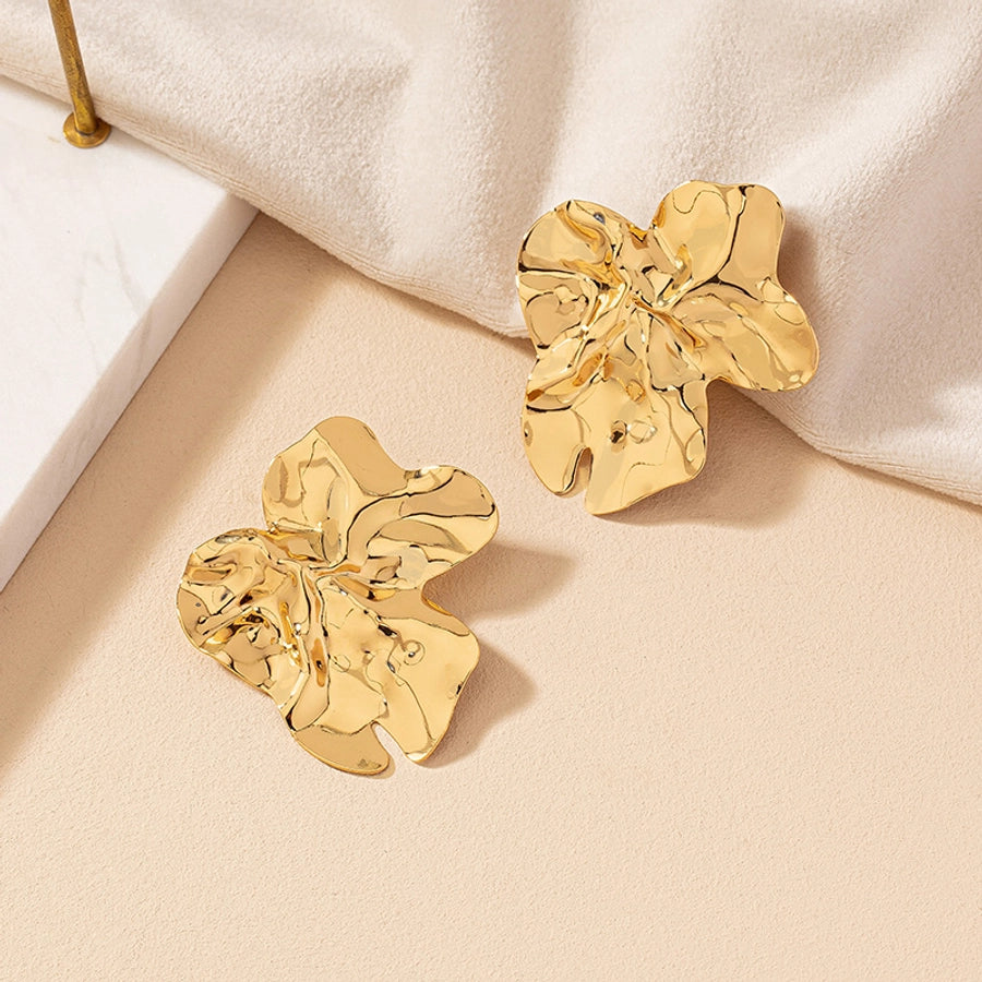 Flower studs