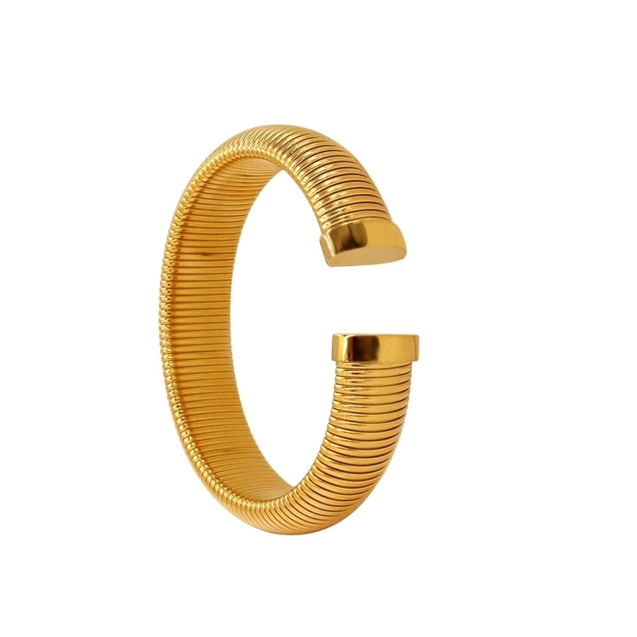 GOLD CLAMP BRACELET