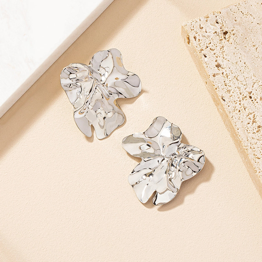 Flower studs