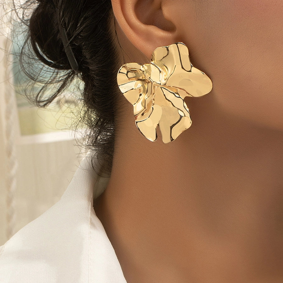 Flower studs