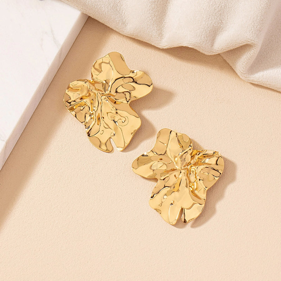 Flower studs