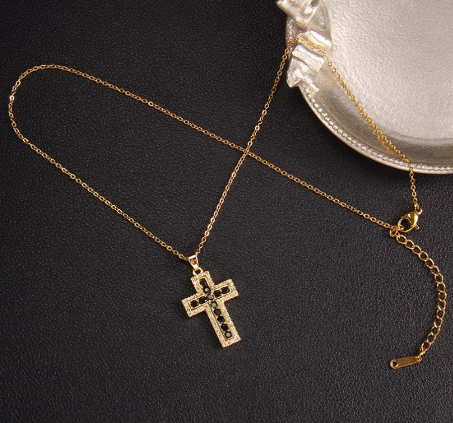 Glam Cross Vintage Necklace